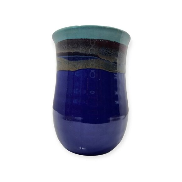 Clay in Motion Handwarmer Mug - Right Hand - Picture 2 of 9